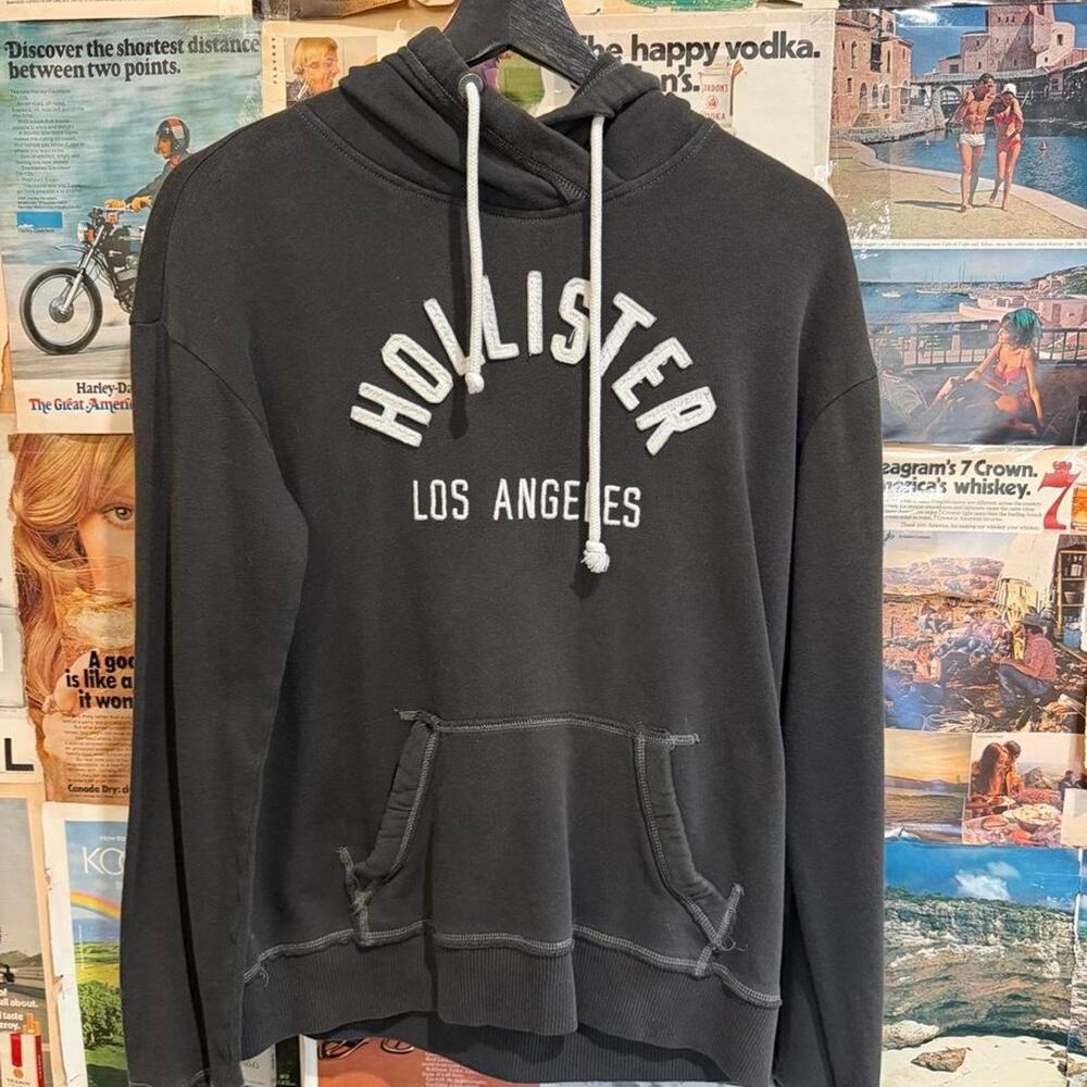 Hollister black hoodie with white